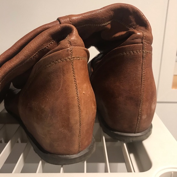 Stuart Weitzman brown boots - Picture 5 of 8